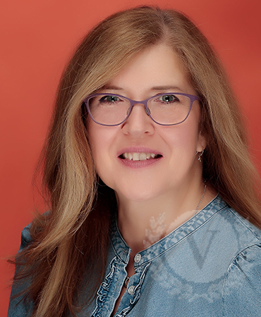 Image of a professional headshot for small business owner done in our Buckinghamshire studio by business headshot photographer.